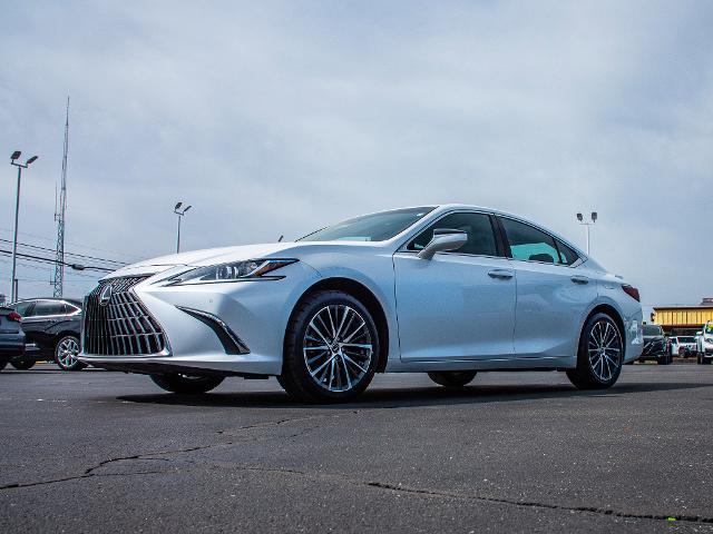 2022 Lexus ES Vehicle Photo in MADISON, IN 47250-1611