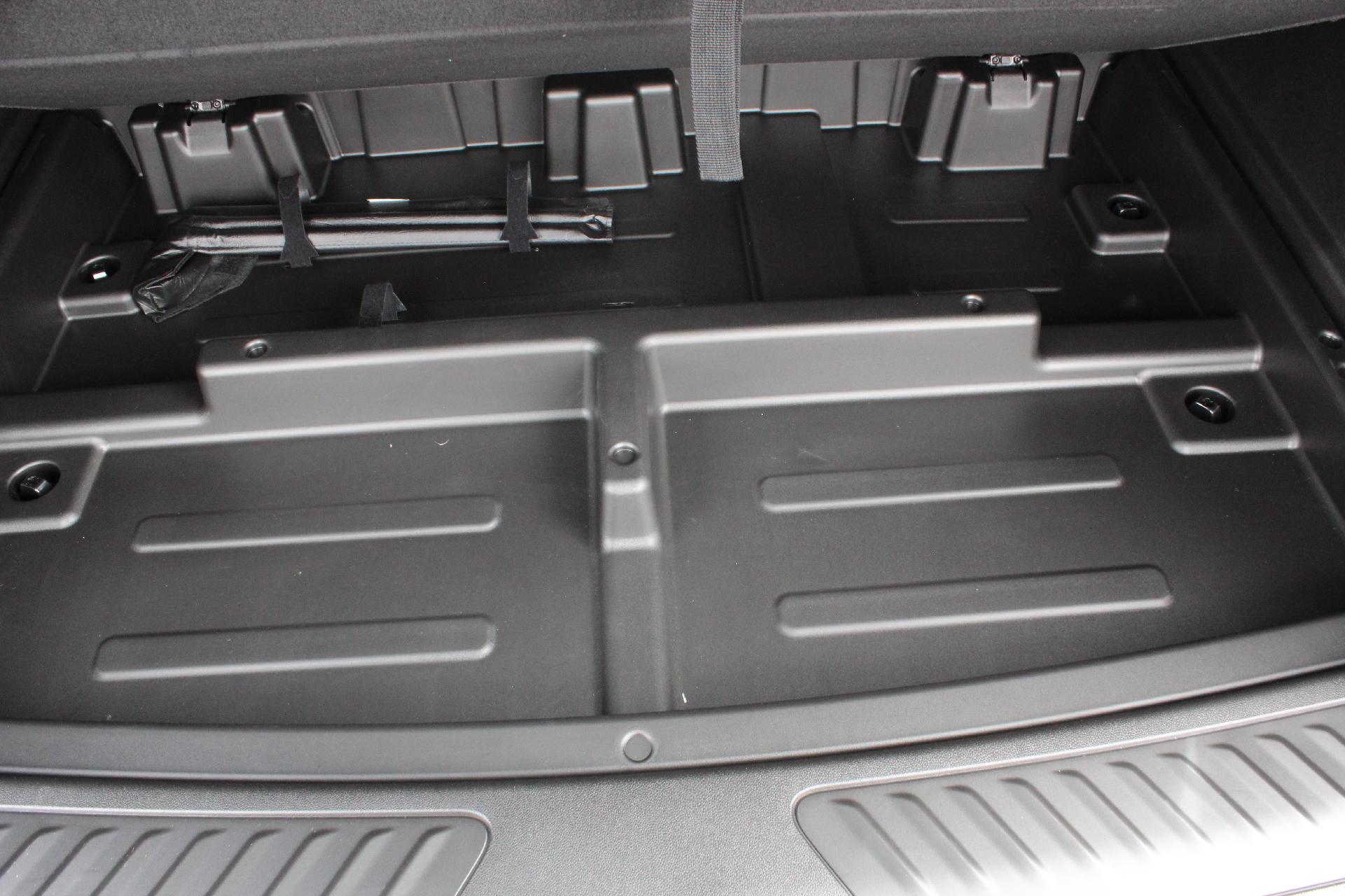 2025 GMC Yukon XL Vehicle Photo in AURORA, CO 80012-4011