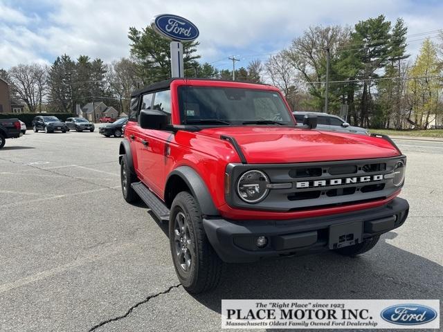 2021 Ford Bronco Vehicle Photo in Webster, MA 01570-1415