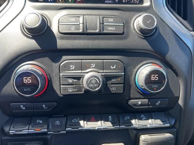2019 Chevrolet Silverado 1500 Vehicle Photo in GREEN BAY, WI 54304-5303
