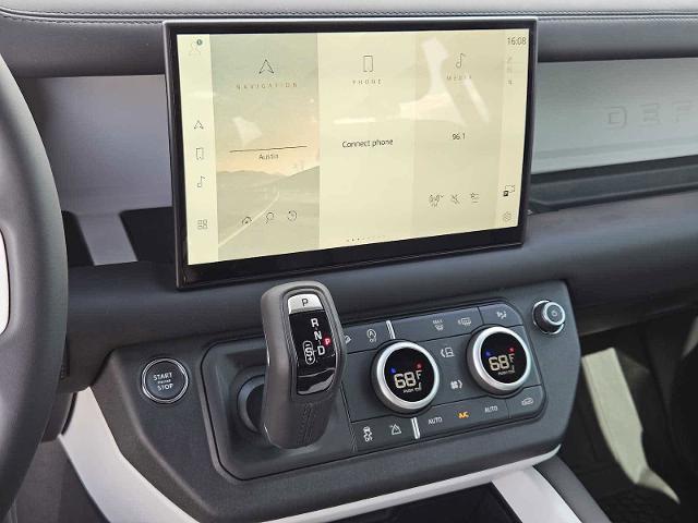 2025 Defender Vehicle Photo in AUSTIN, TX 78717