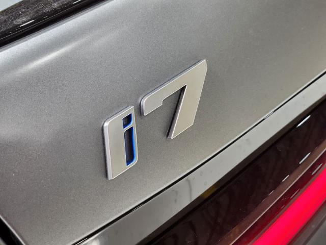 2025 BMW i7 Vehicle Photo in GRAPEVINE, TX 76051
