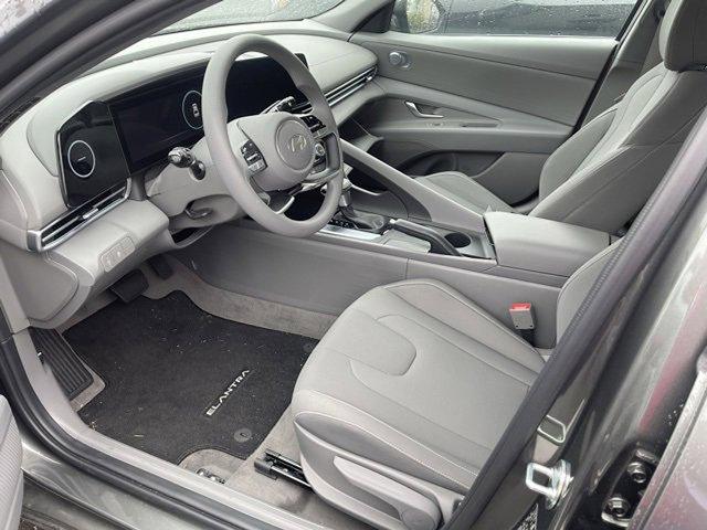 2024 Hyundai ELANTRA Vehicle Photo in Philadelphia, PA 19116