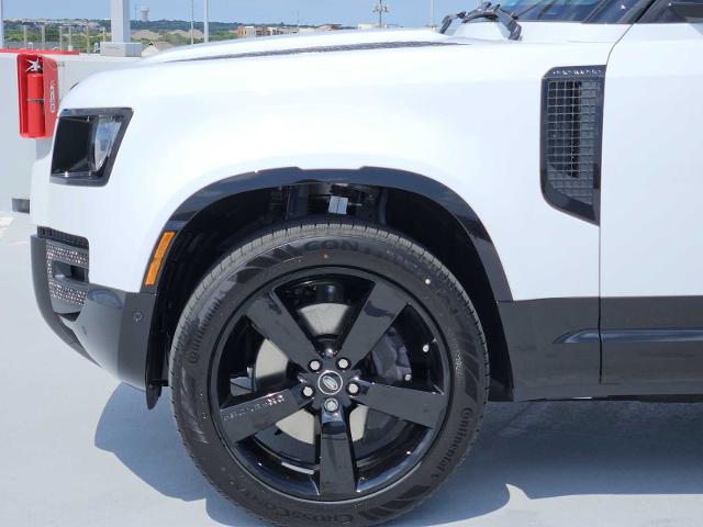 2025 Defender Vehicle Photo in AUSTIN, TX 78717