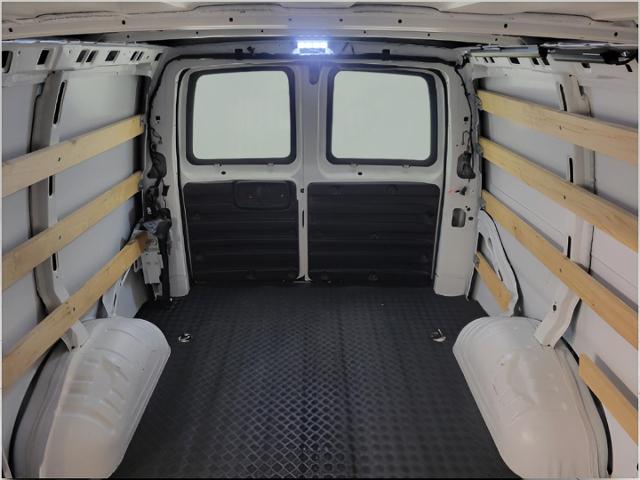 2023 Chevrolet Express Cargo 2500 Vehicle Photo in MANITOWOC, WI 54220-5838