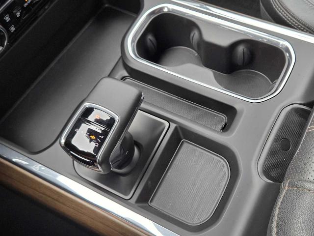 2024 Chevrolet Silverado 1500 Vehicle Photo in DENTON, TX 76210-9321