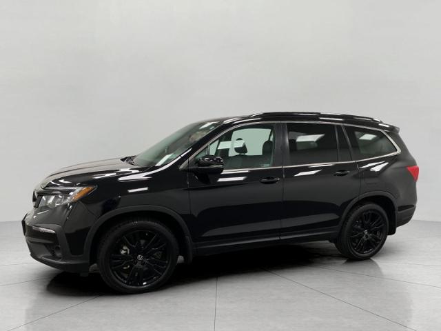 2022 Honda Pilot Vehicle Photo in Appleton, WI 54913