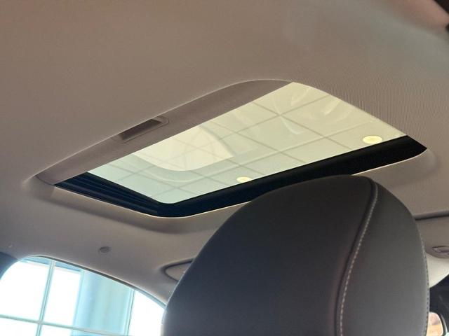 2025 Chevrolet Trax Vehicle Photo in COLUMBIA, MO 65203-3903
