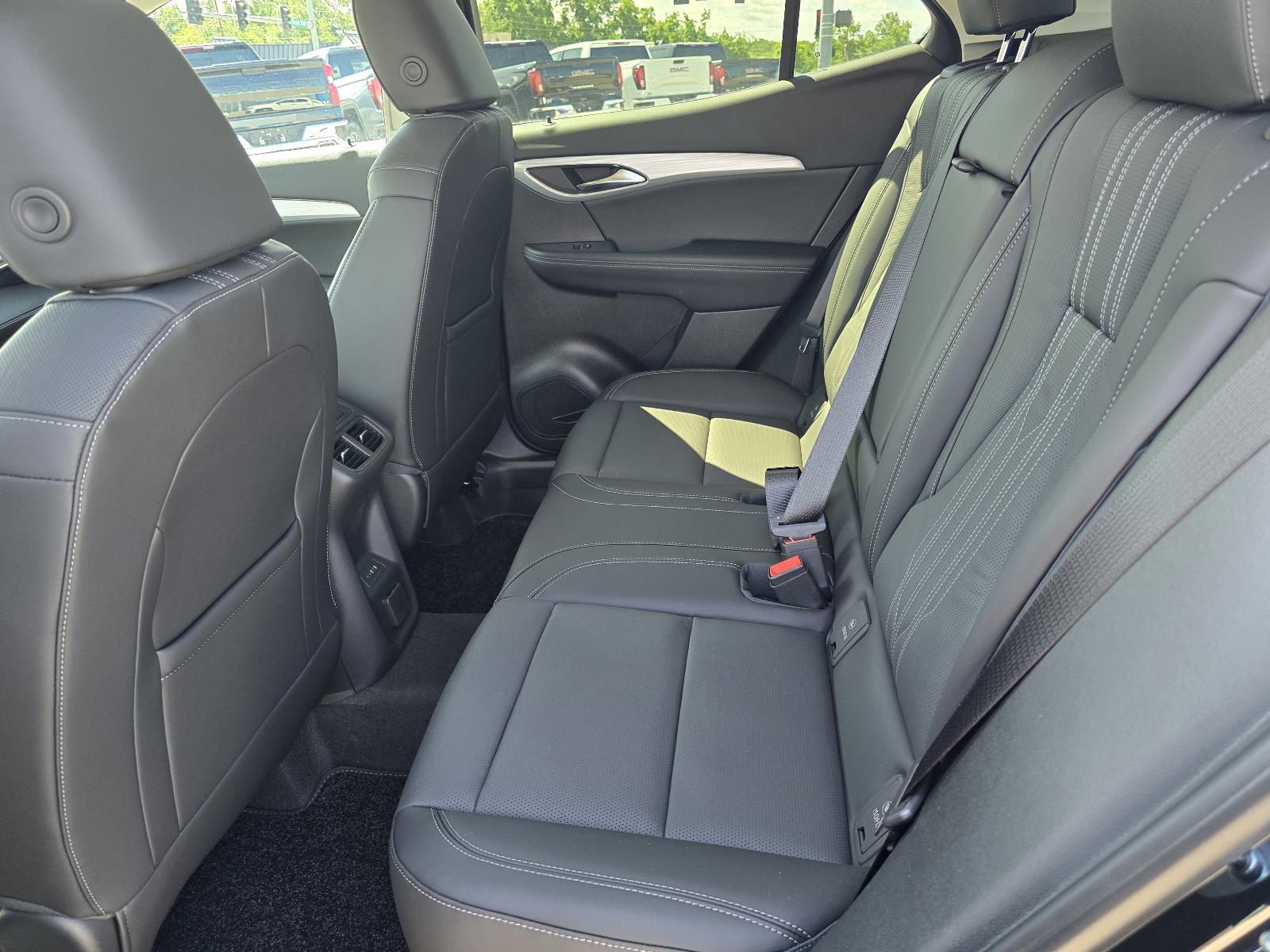 2025 Buick Envision Vehicle Photo in Rolla, MO 65401