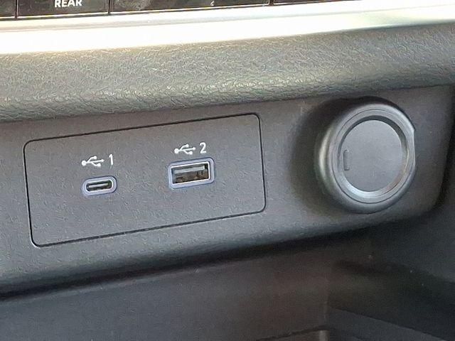 2021 Nissan Rogue Vehicle Photo in DANBURY, CT 06810-5034
