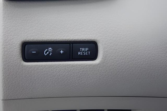 2015 Nissan Rogue Vehicle Photo in Green Bay, WI 54304