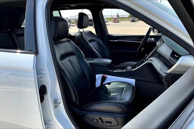 2024 Jeep Grand Cherokee 4xe Vehicle Photo in San Antonio, TX 78230