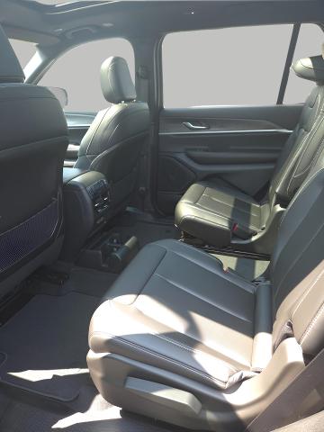 2025 Jeep Grand Cherokee L Vehicle Photo in Oshkosh, WI 54901