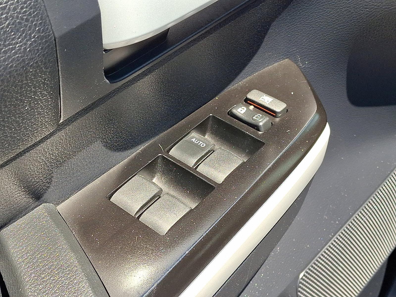 2018 Toyota Tundra 4WD Vehicle Photo in BETHLEHEM, PA 18017-9401