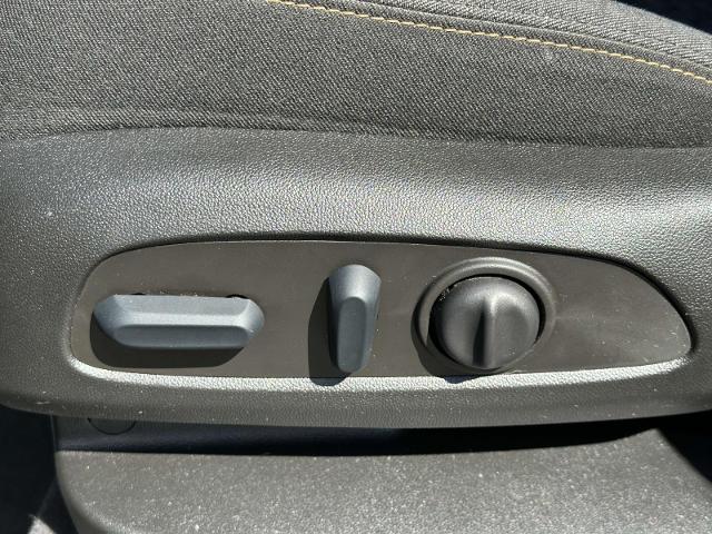 2022 Chevrolet Equinox Vehicle Photo in Roslyn, NY 11576