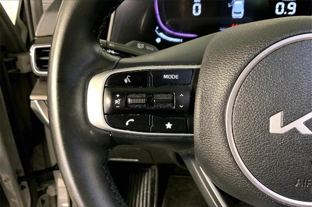 2023 Kia Sportage Vehicle Photo in Lees Summit, MO 64086
