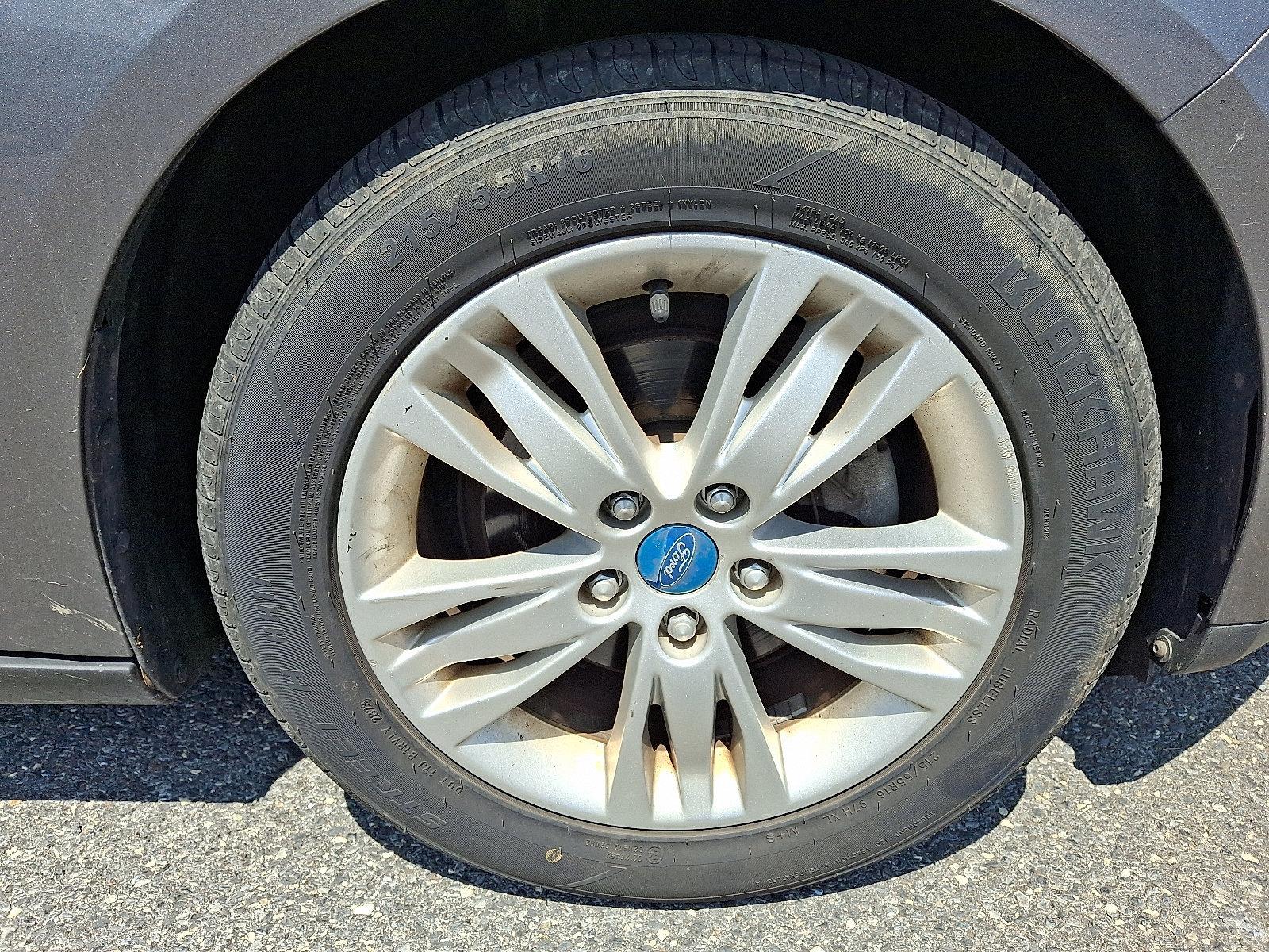 2012 Ford Focus Vehicle Photo in BETHLEHEM, PA 18017-9401