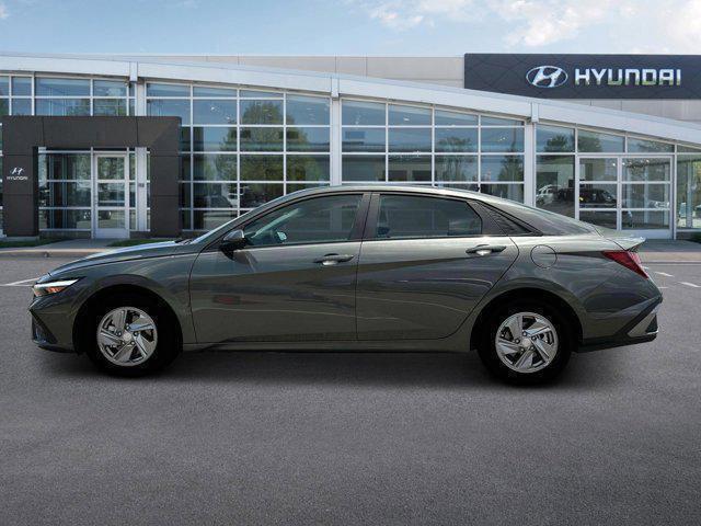 2024 Hyundai ELANTRA Vehicle Photo in Shiloh, IL 62269