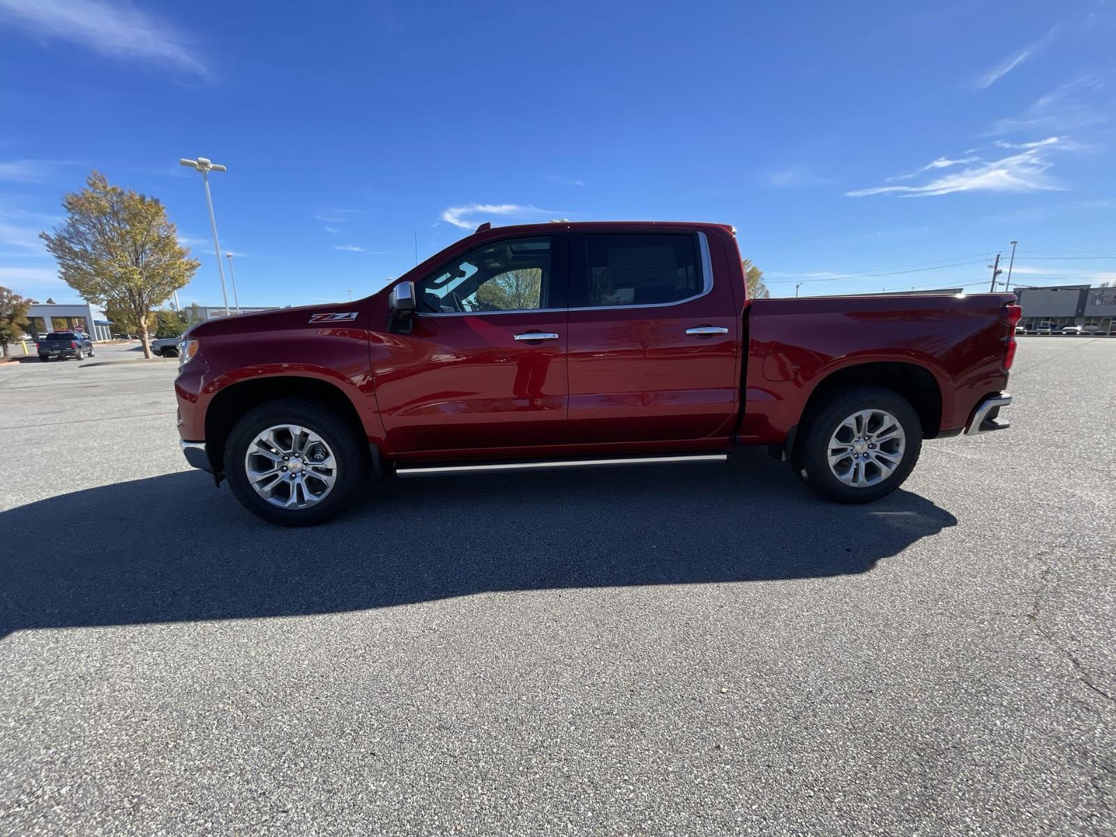 2025 Chevrolet Silverado 1500 Vehicle Photo in BENTONVILLE, AR 72712-4322