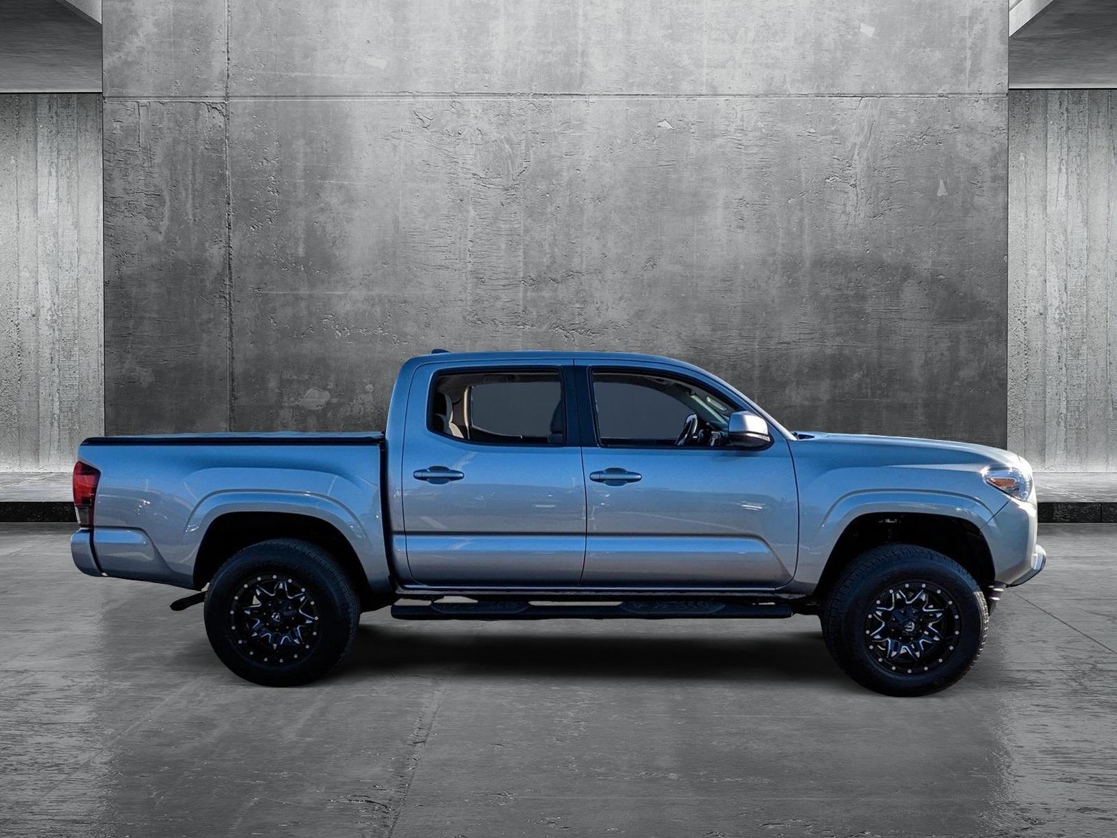 2019 Toyota Tacoma 2WD Vehicle Photo in Bradenton, FL 34207