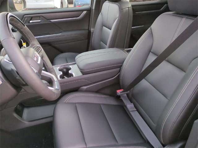 2025 GMC Acadia Vehicle Photo in GOODYEAR, AZ 85338-1310