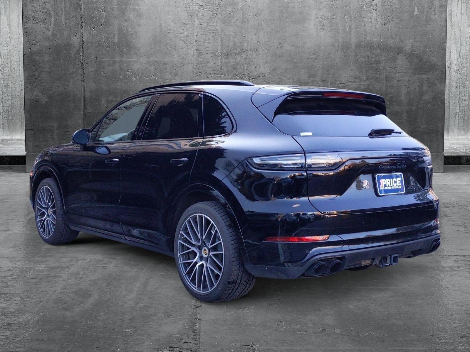 2023 Porsche Cayenne Vehicle Photo in Bethesda, MD 20852