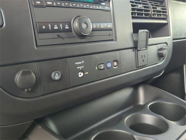 2025 GMC Savana Cargo 2500 Vehicle Photo in PASADENA, CA 91107-3803