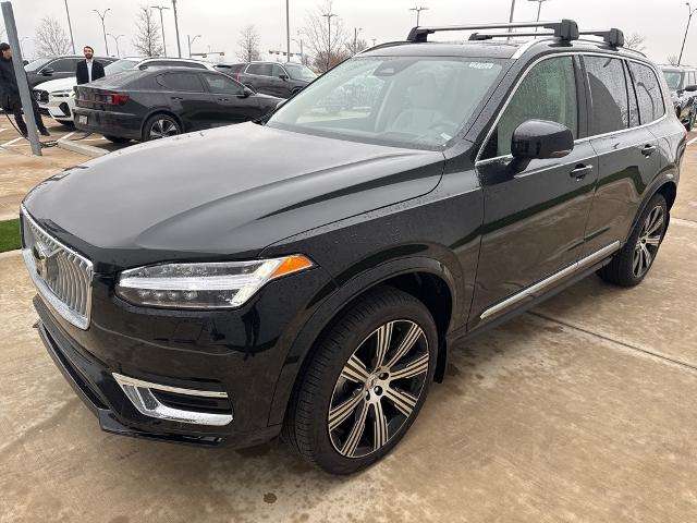 2025 Volvo XC90 Vehicle Photo in Grapevine, TX 76051