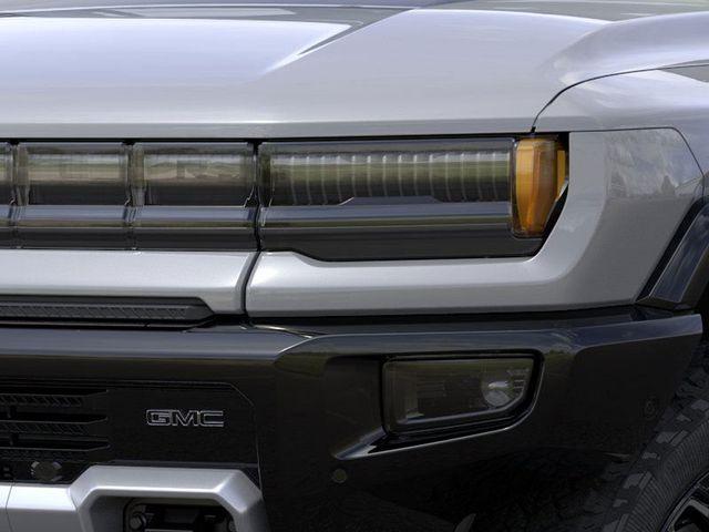 2025 GMC HUMMER EV SUV Vehicle Photo in DANBURY, CT 06810-5034