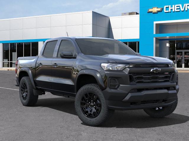 2025 Chevrolet Colorado Vehicle Photo in MOON TOWNSHIP, PA 15108-2571
