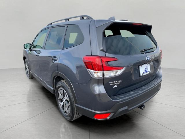 2022 Subaru Forester Vehicle Photo in Oshkosh, WI 54904