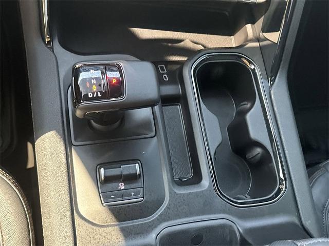 2024 GMC Sierra 1500 Vehicle Photo in ALBERTVILLE, AL 35950-0246