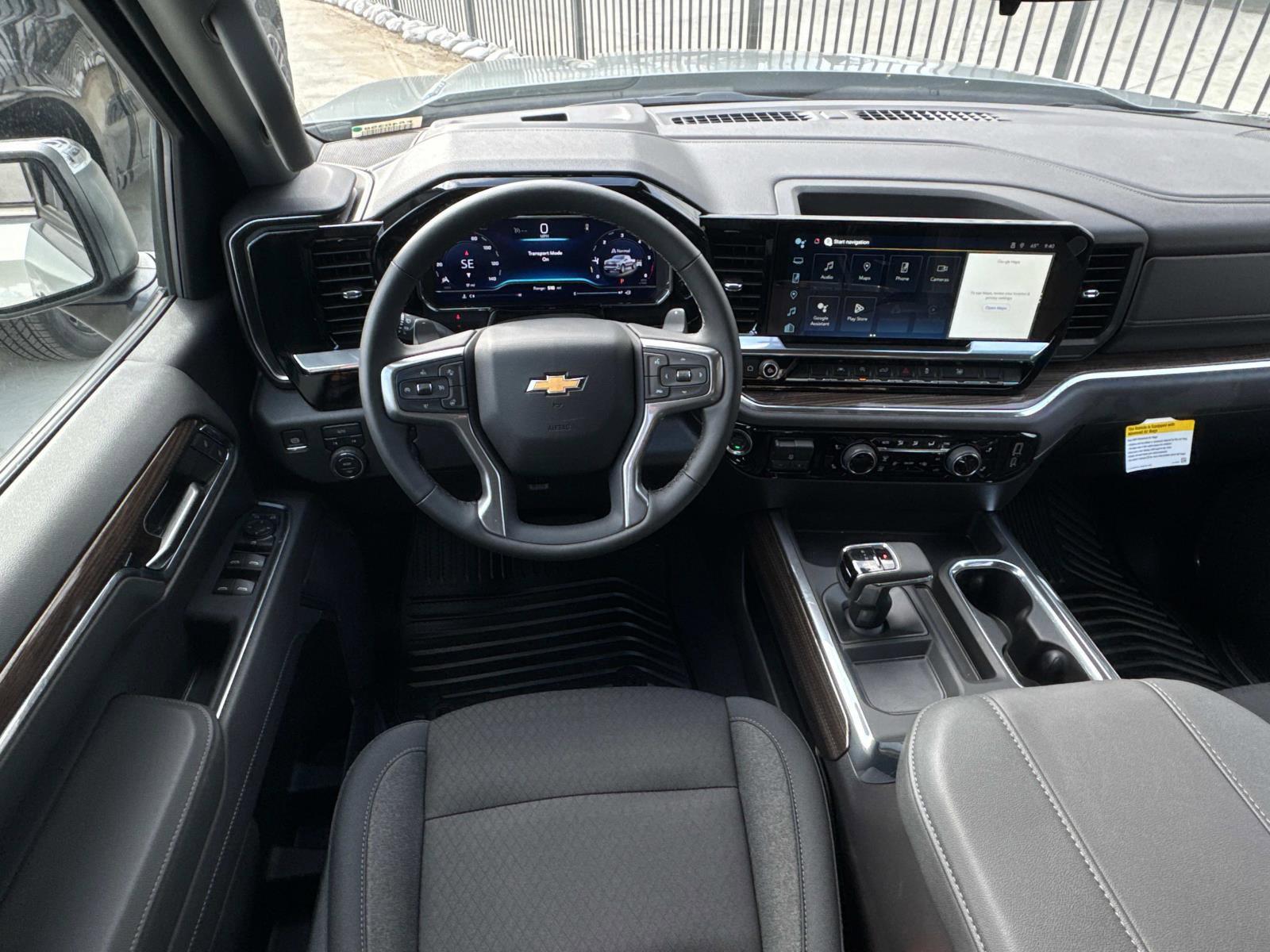 2025 Chevrolet Silverado 1500 Vehicle Photo in LOS ANGELES, CA 90007-3794