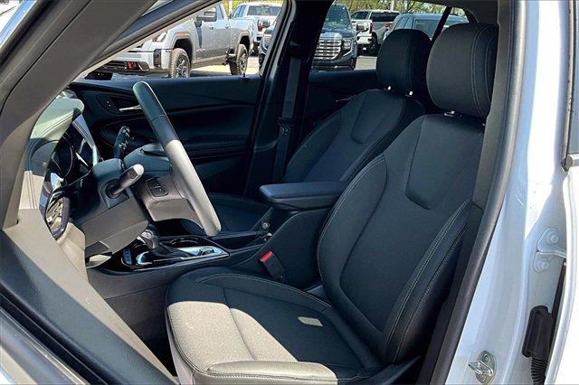 2022 Buick Encore GX Vehicle Photo in TOPEKA, KS 66609-0000