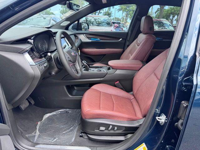 2025 Cadillac XT5 Vehicle Photo in DELRAY BEACH, FL 33483-3294
