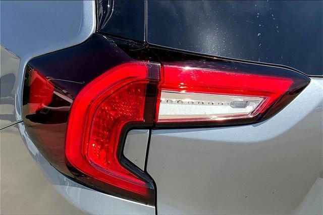 2024 GMC Terrain Vehicle Photo in TOPEKA, KS 66609-0000