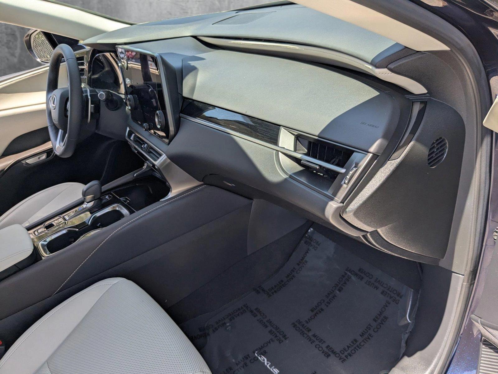 2023 Lexus RX 350 Vehicle Photo in Tampa, FL 33614