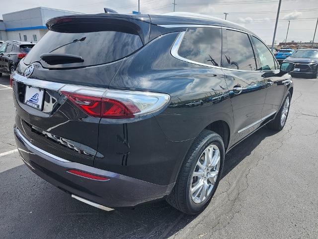 2023 Buick Enclave Vehicle Photo in GREEN BAY, WI 54304-5303