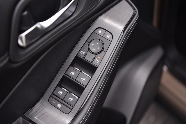 2025 Nissan Rogue Vehicle Photo in Ballwin, MO 63011