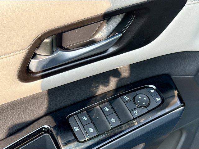 2025 Nissan Pathfinder Vehicle Photo in Flemington, NJ 08822
