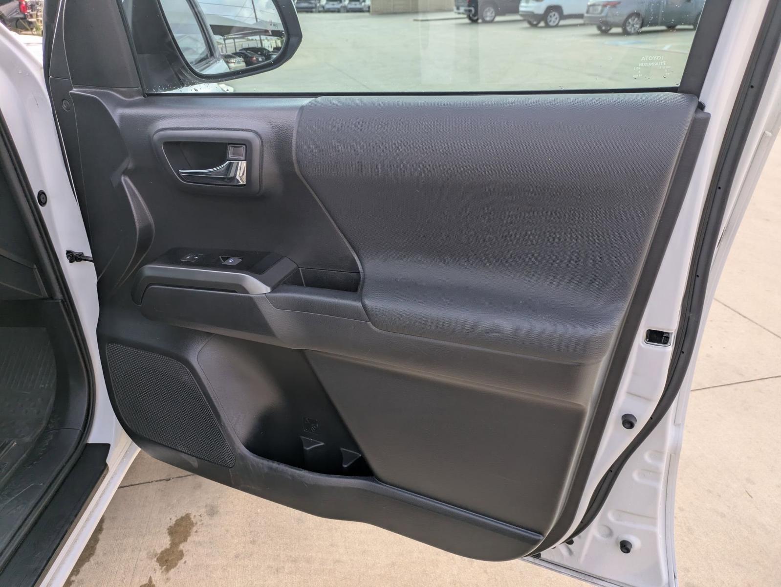 2022 Toyota Tacoma 2WD Vehicle Photo in SELMA, TX 78154-1460