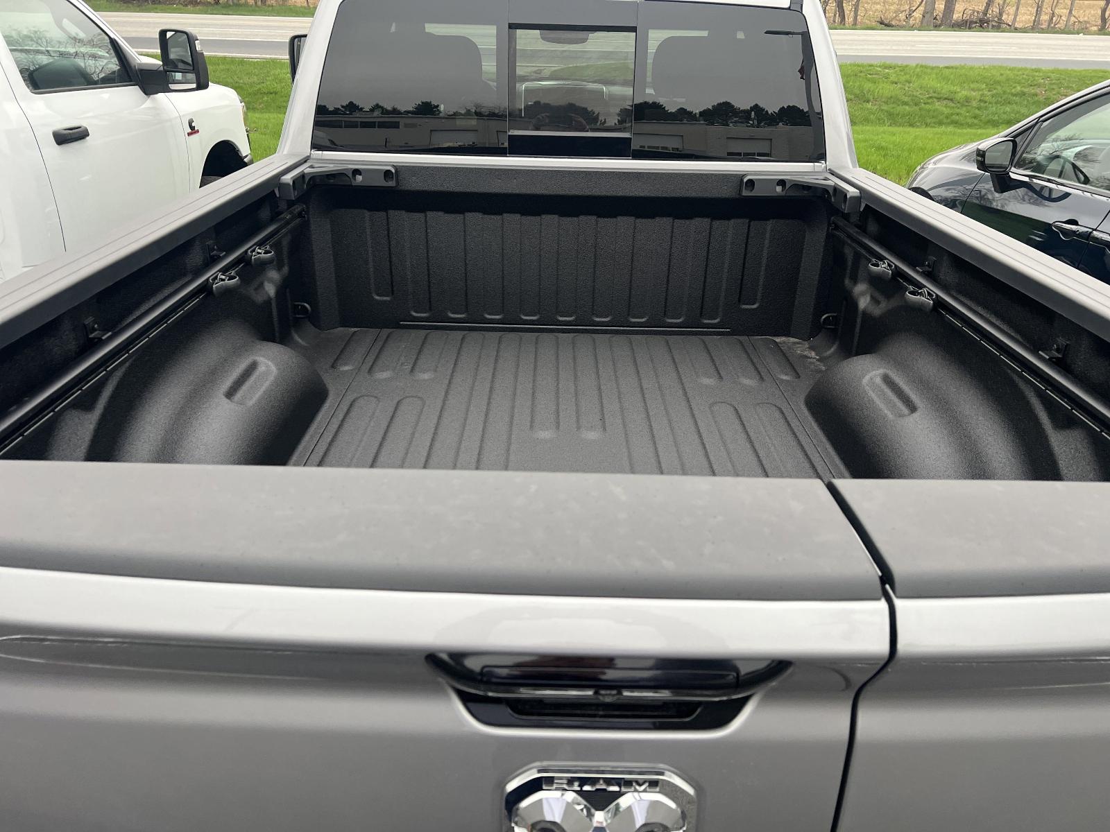 2025 Ram 1500 Vehicle Photo in Mechanicsburg, PA 17050-1707
