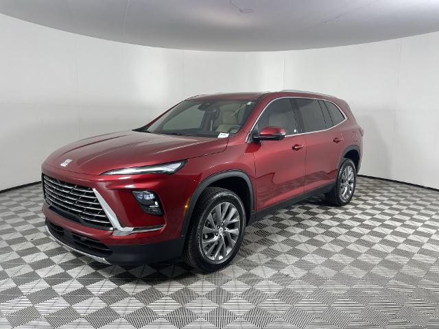 2025 Buick Enclave Vehicle Photo in GILBERT, AZ 85297-0402