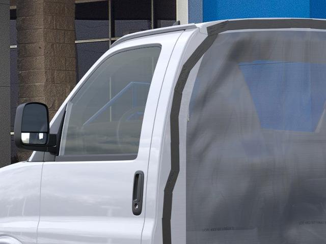 2025 Chevrolet Express Cutaway 4500 Vehicle Photo in GEORGETOWN, TX 78626-7508