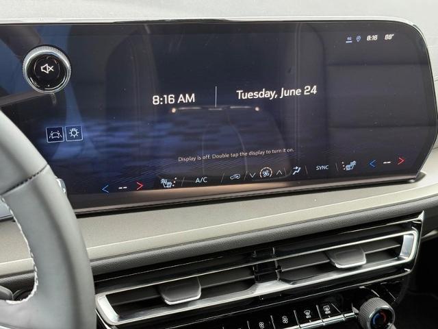 2025 Chevrolet Traverse Vehicle Photo in COLUMBIA, MO 65203-3903