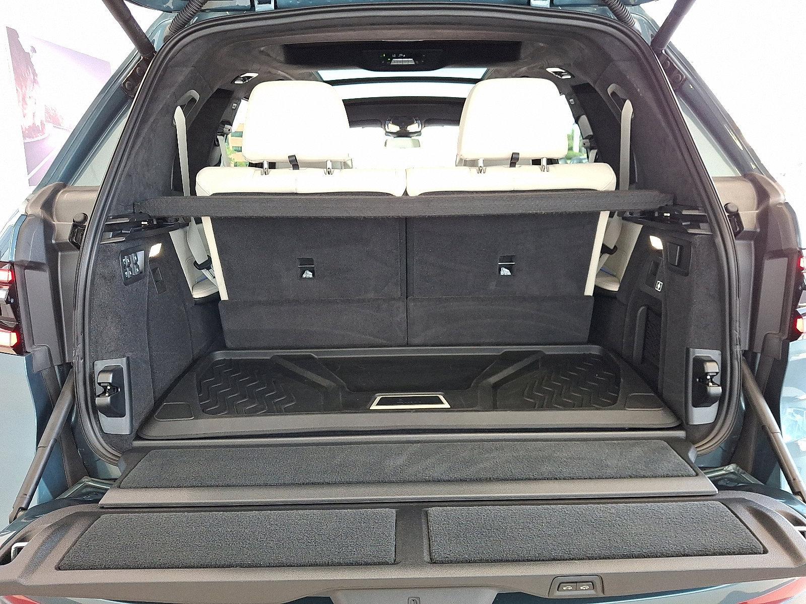 2025 BMW X7 xDrive40i Vehicle Photo in Lancaster, PA 17601