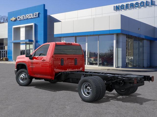 2025 Chevrolet Silverado 3500 HD Chassis Cab Vehicle Photo in DANBURY, CT 06810-5034