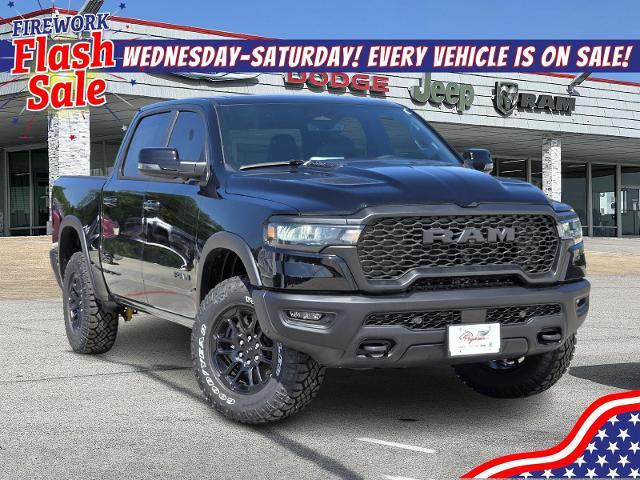 2025 Ram 1500 Vehicle Photo in Ennis, TX 75119-5114
