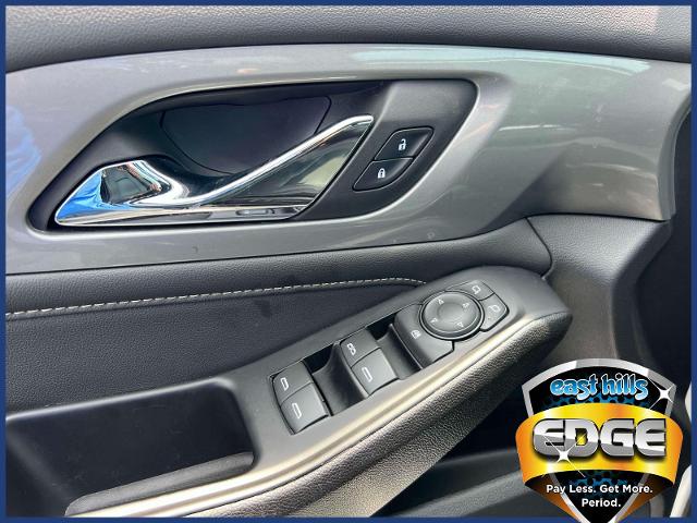 2023 Chevrolet Traverse Vehicle Photo in Roslyn, NY 11576