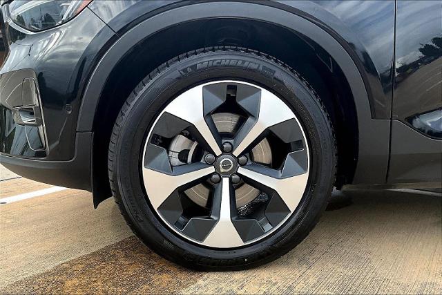 2024 Volvo XC40 Vehicle Photo in Houston, TX 77007